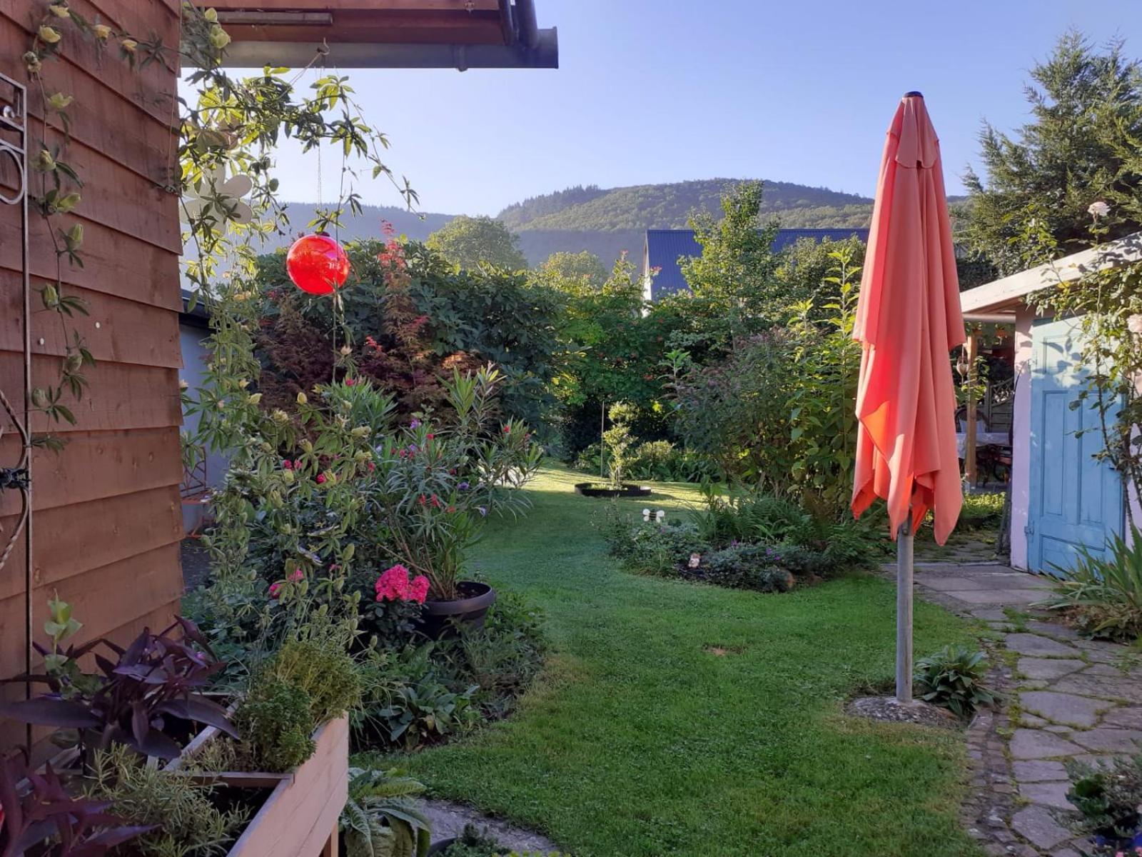 Ferienweingut & Gutsrestaurant Becker Apartment Burgen  Exterior foto