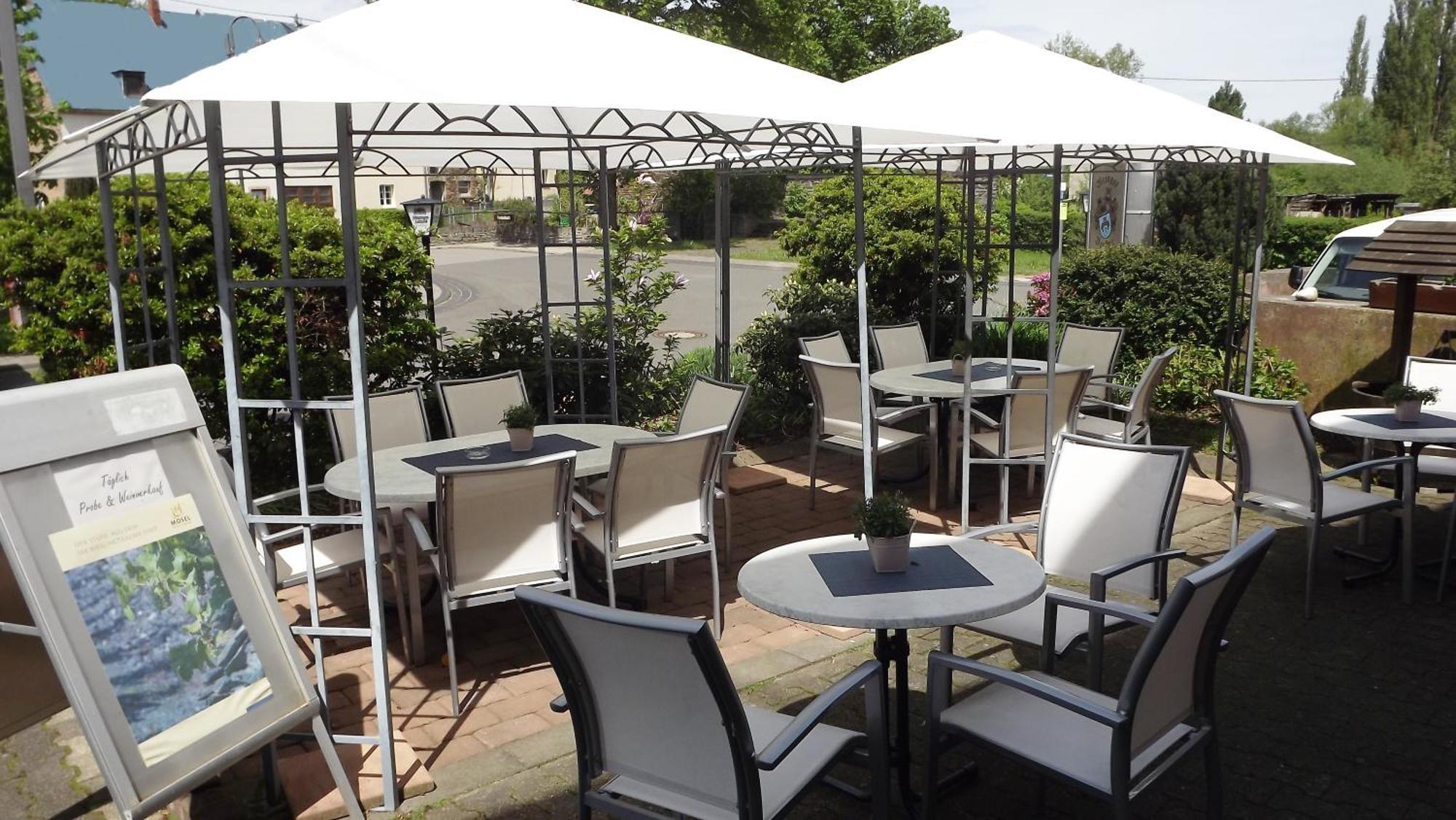 Ferienweingut & Gutsrestaurant Becker Apartment Burgen  Exterior foto